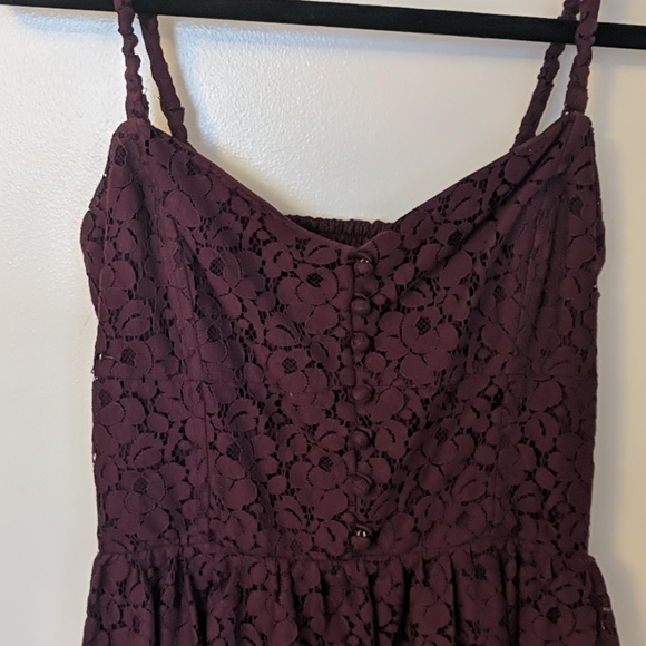 Aritzia Talula Sz XS Purple Lace Dress - Picture 2 of 3